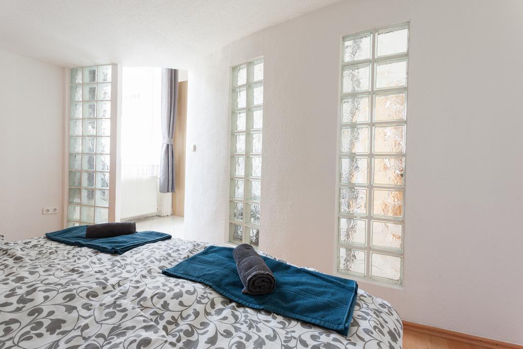Feel At Home Apartment Budapesta Exterior foto