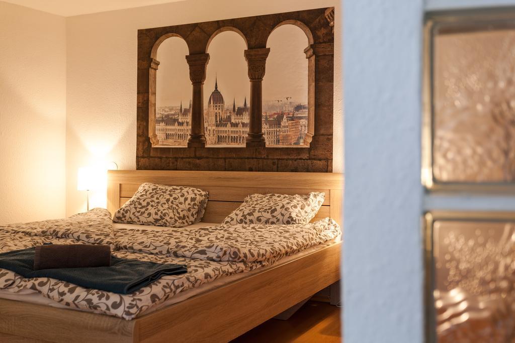 Feel At Home Apartment Budapesta Exterior foto